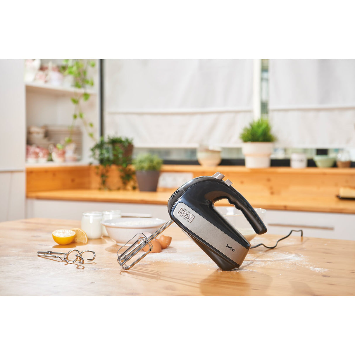 Black & Decker BXMX500E frullatore Sbattitore manuale 500 W Nero