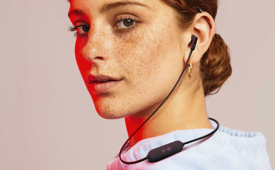 JBL Tune 215 Auricolare Wireless In-ear, Passanuca Musica e Chiamate Bluetooth Bianco